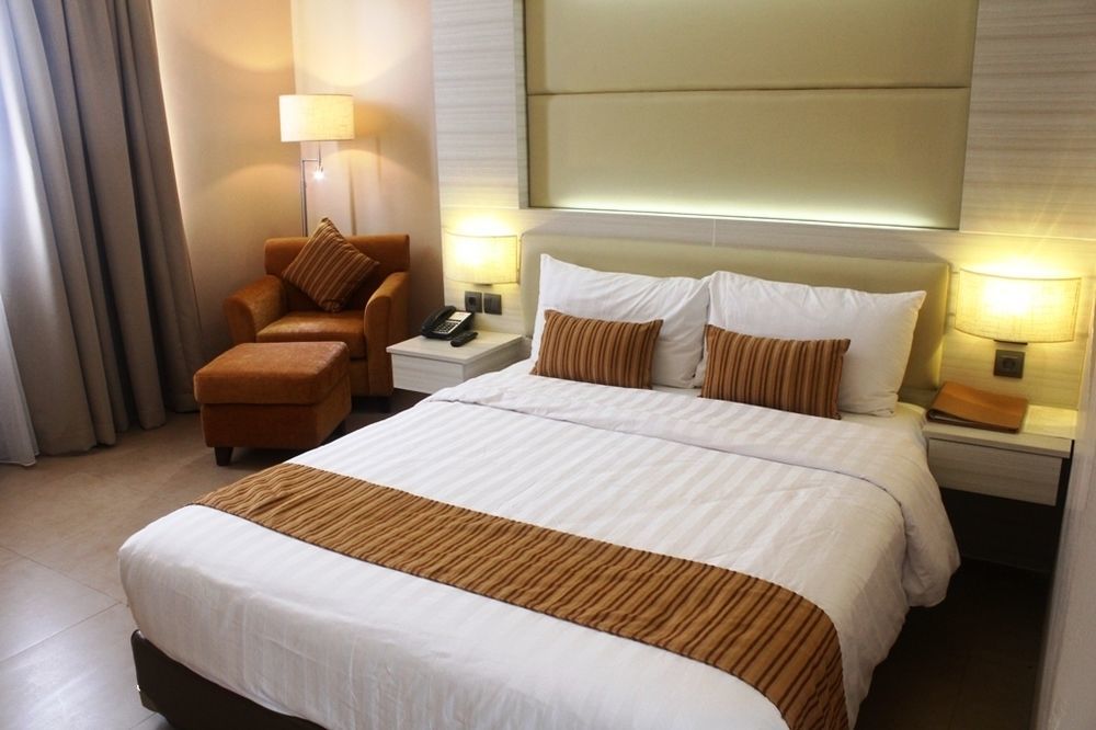 Sotis Hotel Kupang Kültér fotó