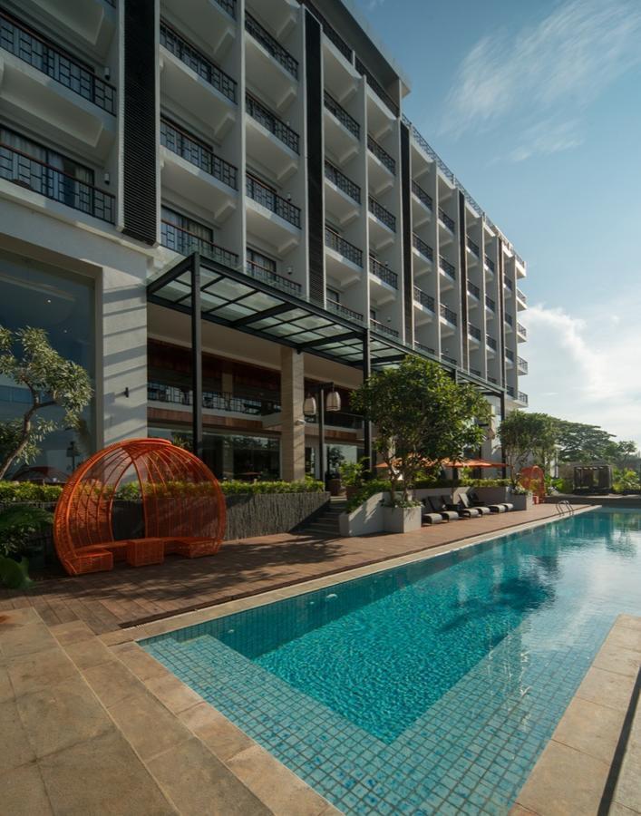 Sotis Hotel Kupang Kültér fotó